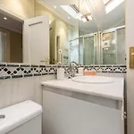 2 Bedrooms 2 Bathrooms- Penthouse- Almagro- Mintystay
